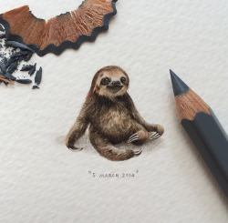 boredpanda:  Incredible Miniature Paintings Of Galaxies, Animals