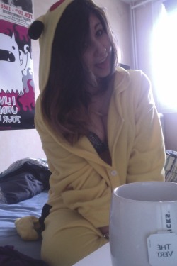 tinyp0tato:  my pikachu onesie came in the mail today, didn’t