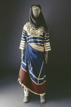 76945-costume-research-and-more:  The Thaqeef tribe Location: