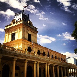 chelun:  Estación del Primer Ferrocarril de Sudamérica #asuncion