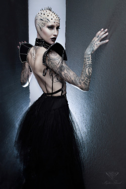 mysticthread:  Black gothic rock punk costume choker / shoulder