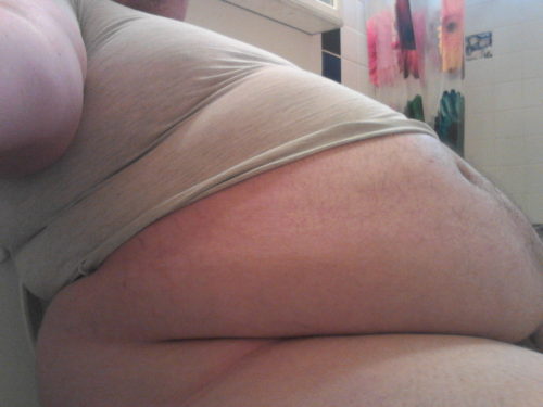 feedluke:  Another angle of my chasers small shirt.  Your new uniform.