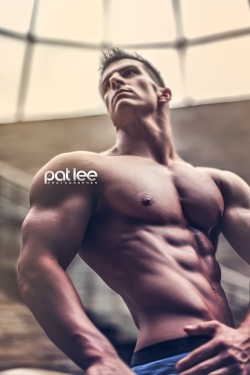 cdnlifter27:  Justin OkerstromPhotos: Pat Lee Photographer