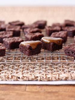 vegan-yums:  Bite Size Vegan Brownies / Recipe