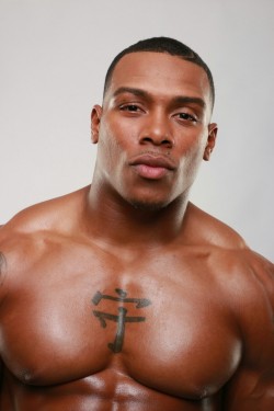 zachmuscle:  #Zachmuscle4Blackmuscle  Kissable