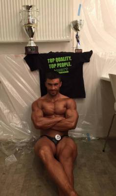 misterunivers:  fine with me if you’re a top…