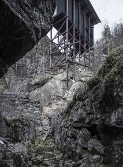 architectureandfilmblog: Zinc Mine Museum (Allmannajuvet), Peter