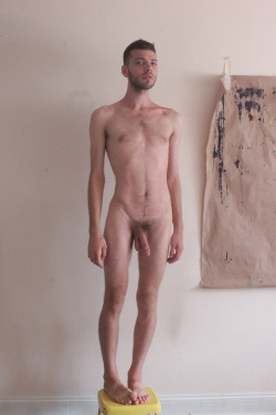gay-erotic-art:  stillrowing7-posingforart:  A standard pose