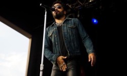 texxxas210:  While performing on stage Lenny Kravitz leather