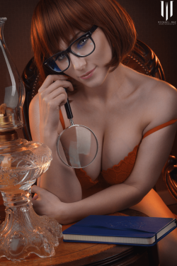 velmacosluv:  Velma by Jennifer Van DamselPhotos by Michael Mac