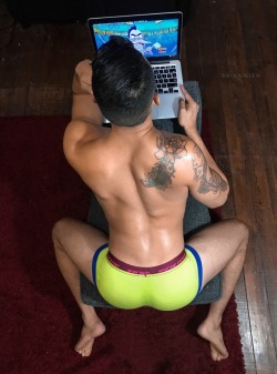 briannieh:  spongebobn #briannieh