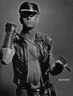 opferssau:  Rob Halford (Judas Priest)