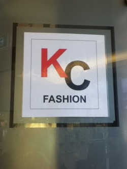 fandomlicious:  This is the logo to a kid’s clothes shop at
