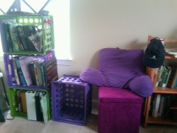 I made a reading corner :)  And i have two more bookshelves in