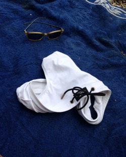 speedosubmission:  how about whites today?…