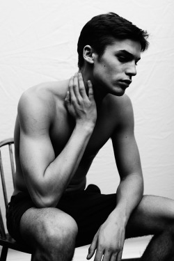 strangeforeignbeauty:  Joseph Quigley @ Ford Models [ b&w | male