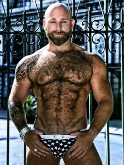 barebearx:  ~~PLEASE FOLLOW ME ** 😊😊😊🐼 ♂♂ OVER