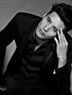 hotmenofkorea:  Won Bin 