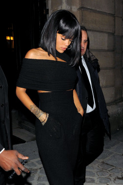  Rihanna attending Porter Magazine Party at Paris Fashion Week 