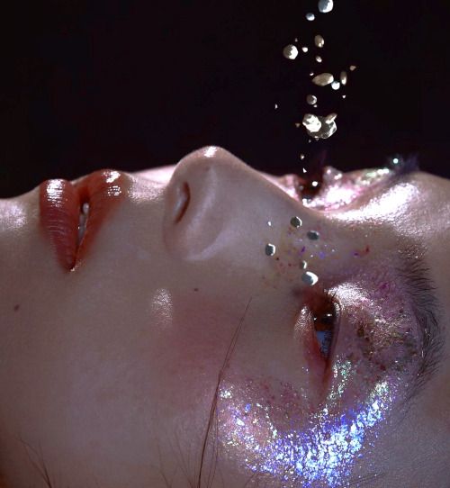 driflloon:   梦想 into space: ju xiao wen for harper’s bazaar