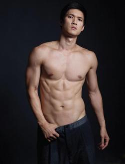 newkongunbound:  Harry Shum Jr. 