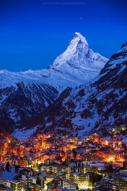 our-amazing-world:  Matterhorn, Zermatt, Amazing World beautiful