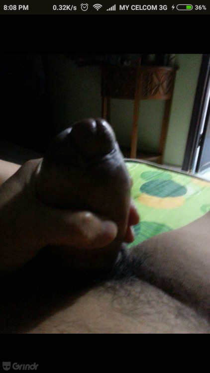 encikberuang:  Herman Grindr berkonek cacat duduk di Ukay Bistari hulu klang 
