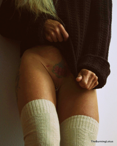 Time for sweaters and over the knee socks…
