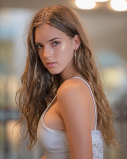 emilfeld:  Emily Feld