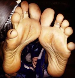 Feet, soles, arches, wrinkles and more... enjoy...