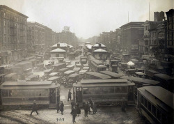 vintageeveryday:  Congested traffic in Manhattan, New York City,