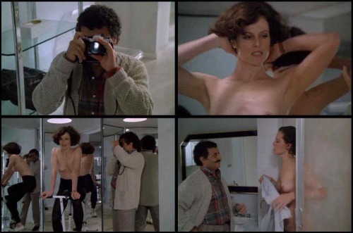 redcelebs:  Sigourney Weaver @redcelebs 