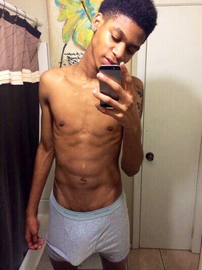 sexyboysnbigdicks:  Donâ€™t sleep on the skinny guys cause some packin  Please follow:1.http://nudeselfshots-blackmen.tumblr.com/2.http://gayhornythingz.tumblr.com/3.http://nudeselfshotsofmen.tumblr.com/