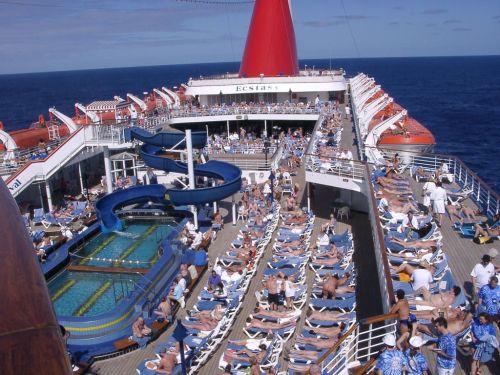 naturistforreal:    Nude Cruises, if you havenâ€™t taken one yet you donâ€™t know what you are missing. Â This is the greatest opportunity to meet other nudists from around the world, socialize, share a drink or a meal and not worry about being judged