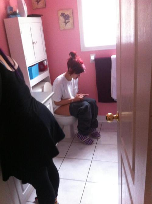 dimitrivegas:  Going poop