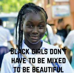 melaninblessings:  msmoniqueandthangs:  Look at that beautiful