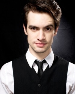 boystodo:  Brendon Urie