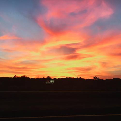 <p>🌅 Emoji comes to life. Happy Halloween my dear friends… #nashville #sunset #halloween  (at I-65 North)</p>