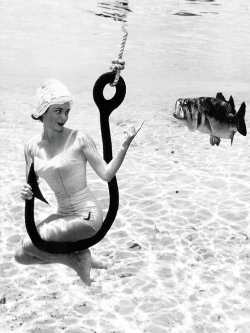 vintagegal:  The underwater photography of Bruce Mozert c. 1950s