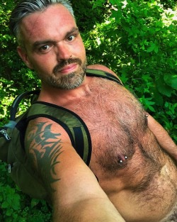 lancenavarro:  More naked hiking in Richmond, VA  (at North Bank