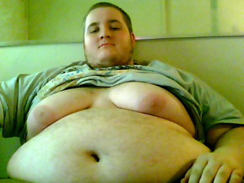 ahboyskit:  megabaerchen:  dustie426:  MOOBSÂ : Pâ€¦   Wow!! Richtig geil!! ðŸ‘ðŸ˜ŠðŸ‘…ðŸ˜œðŸ’¦ðŸ’¦  Boomâ€¦..sssss check it out yeah  My face   moobs = awesome