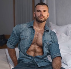 banging-the-boy:  rim-runner:Almog Gabay https://banging-the-boy.tumblr.com/archive