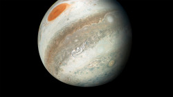space-pics:This extraordinary view of Jupiter was captured by