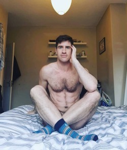 le-masculin:@bobbyd.pt - 2019-01-02 20'39'49 Find us on Twitter