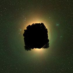 ikenbot:  Airglow Above Buenos Aires  Even on clear moonless