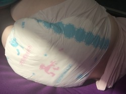 chubbywetprincess:  The feel of these diapees just instantly