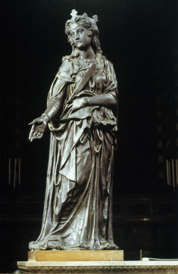   St. Giustina     ~Donatello     circa 1447  154 cm    Basilica