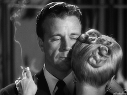 nitratediva: Dick Powell and Claire Trevor in Murder, My Sweet