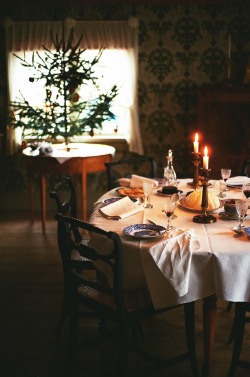 mystic-revelations:  Dinner in Swedish old house (by Alex and