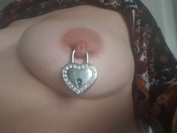 women-with-huge-nipple-rings.tumblr.com/post/171343513021/